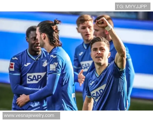 德甲霍芬海姆惨遭败绩，保级形势急转直下需紧急挽救